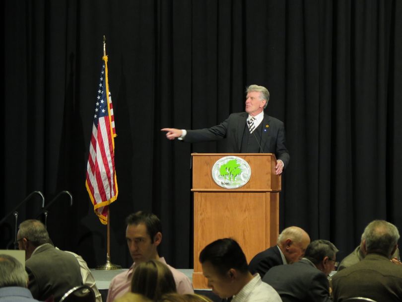 Idaho Gov. Butch Otter speaks to the Associated Taxpayers of Idaho on Wednesday, Nov. 30, 2016 (Betsy Z. Russell)