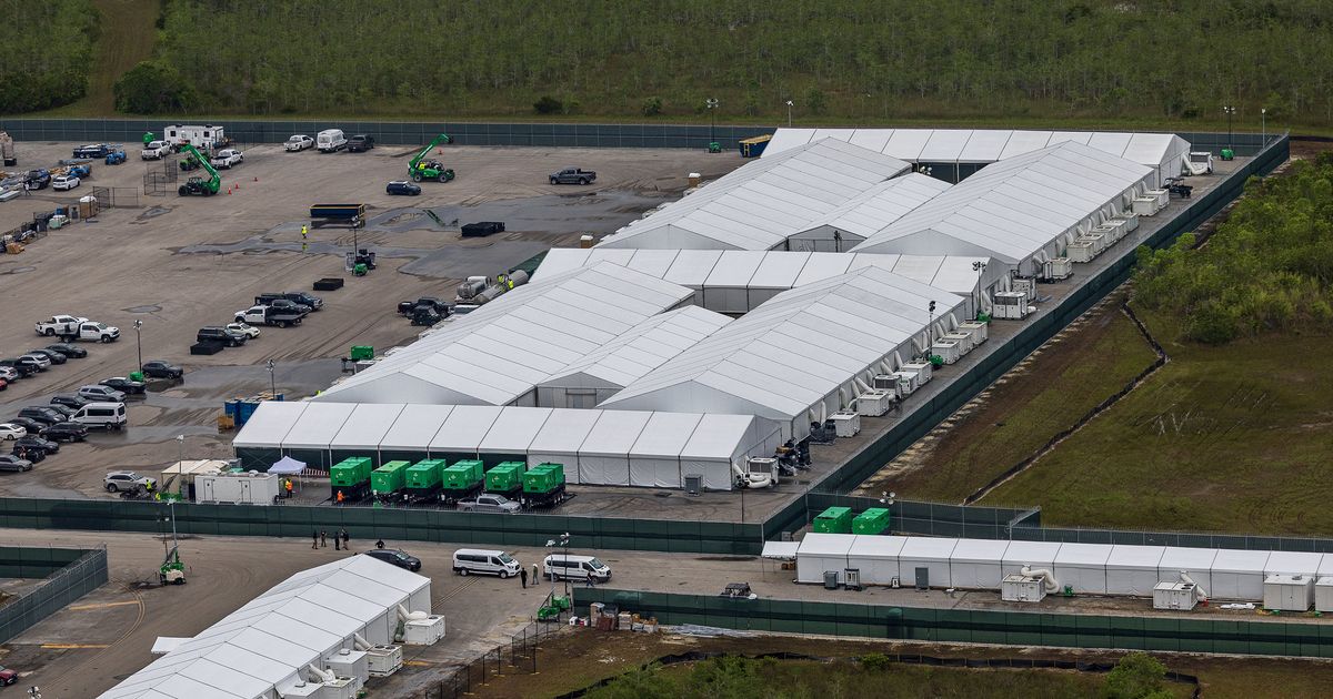 DeSantis to open second migrant detention center in Florida