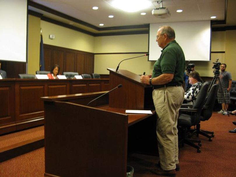 Mike Kostanecki testifies at a hearing on whether Idaho should keep its governors mansion or not (Betsy Russell)