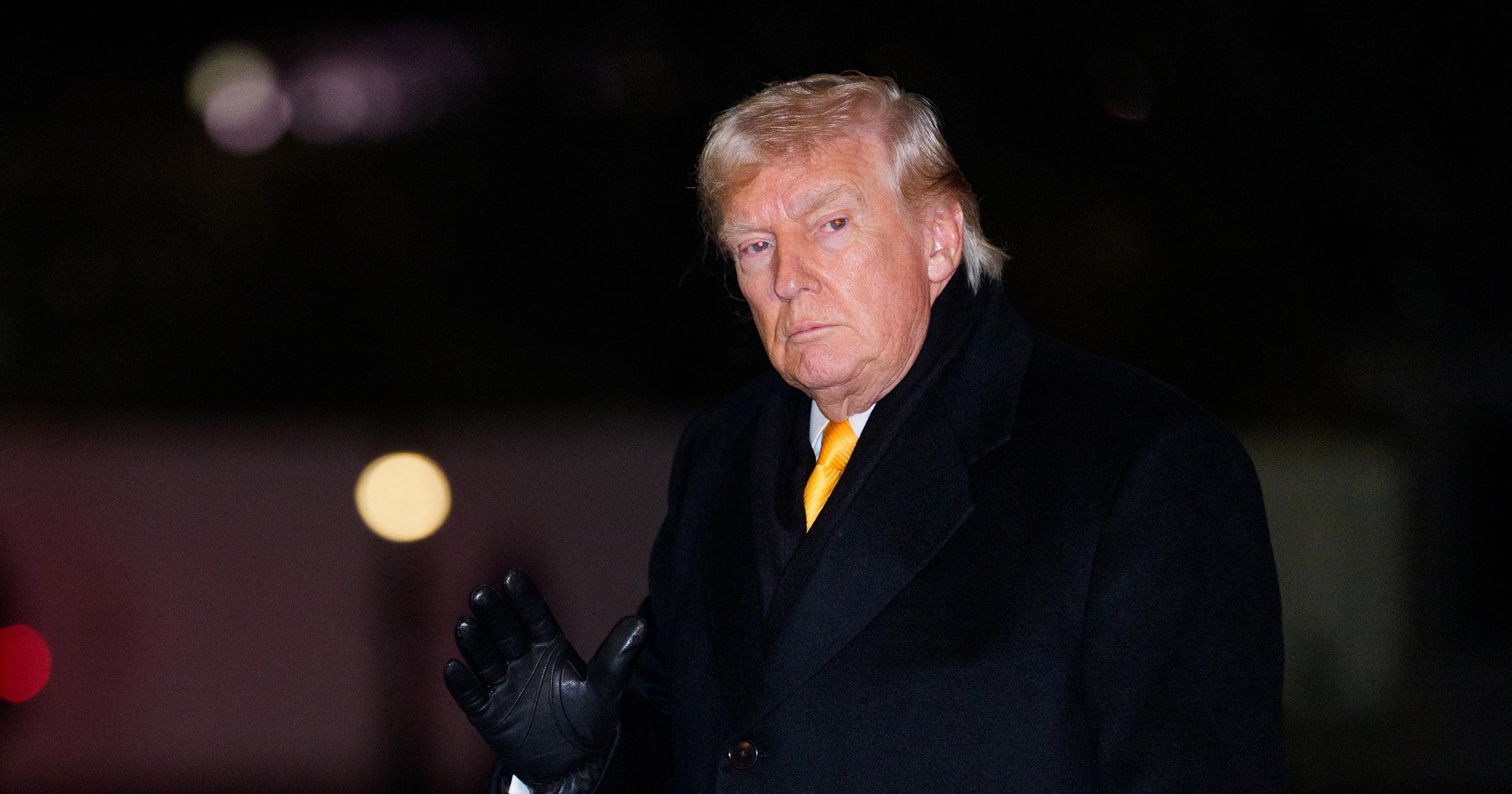 U.S. to revoke visas from 200,000 foreigners, White House says
