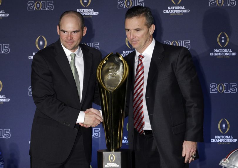 Ohio State coach Urban Meyer, right, and Oregon coach Mark Helfrich. (Associated Press)