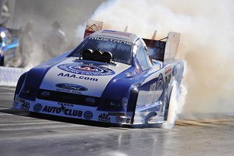 Robert Hight on the way to his national event victory in Las Vegas, NV on November 1, 2009. (Photo courtesy of NHRA) (The Spokesman-Review)