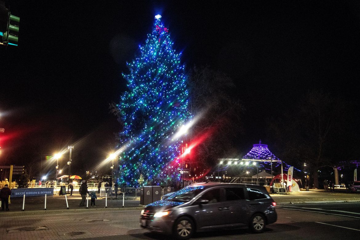 Riverfront Park Christmas Tree Lighting - Nov. 30, 2019 | The Spokesman ...