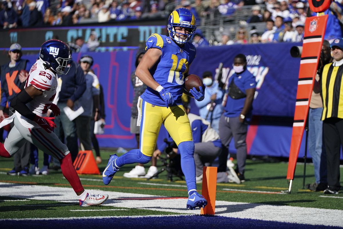 Matthew Stafford and Cooper Kupp Get Scoreboard Duty at Wives' Game