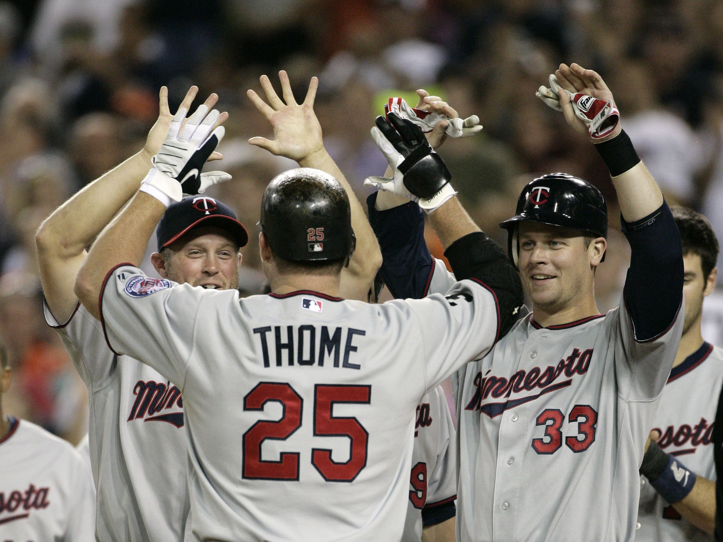 Jim Thome becomes eighth player to reach 600 home run mark