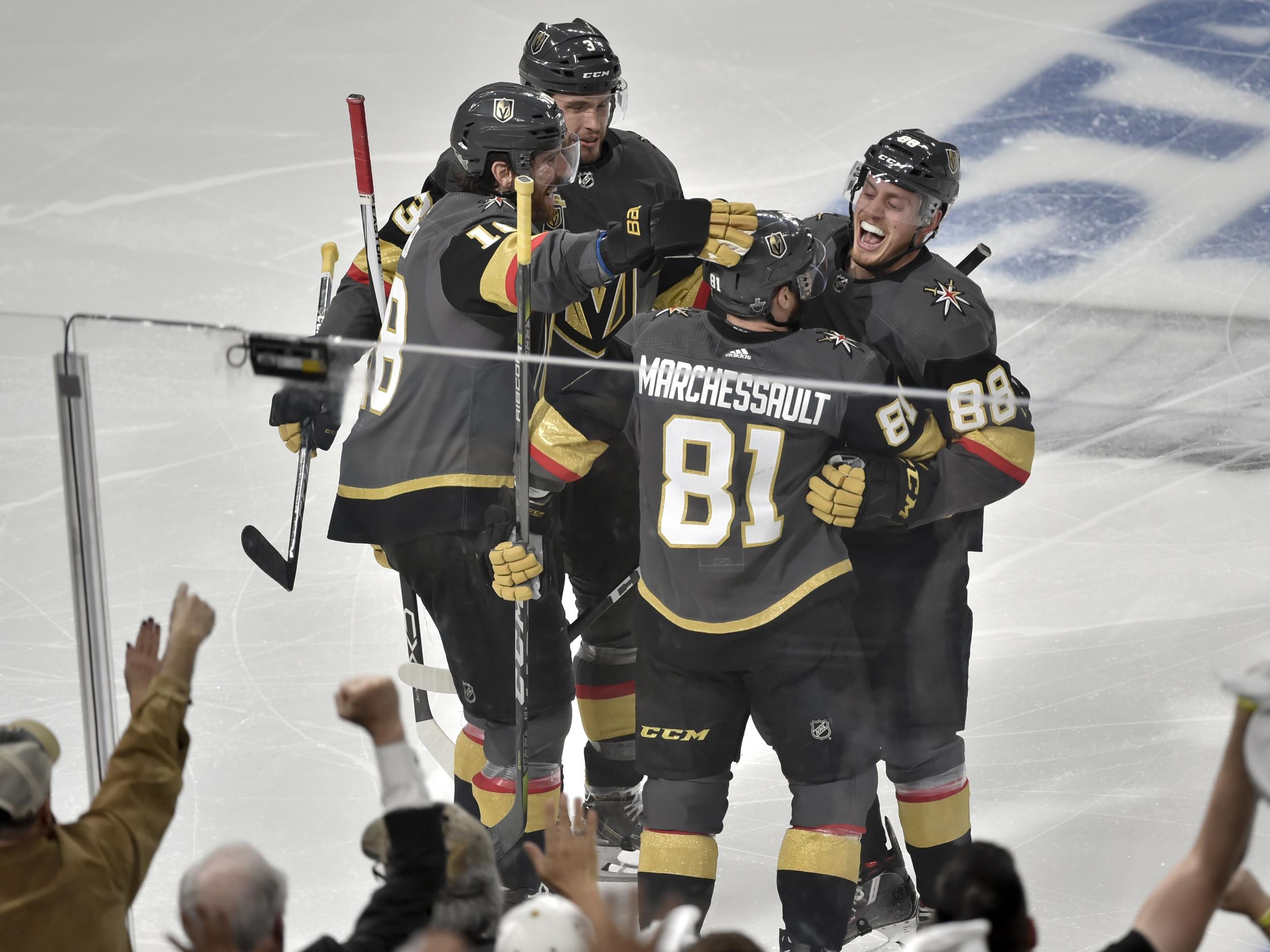 Marchessault scores twice, lifts Golden Knights over Jets