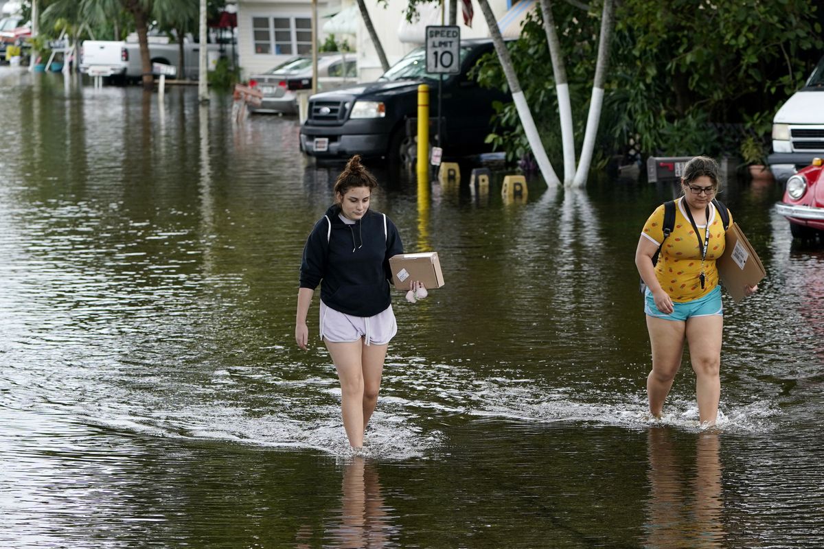 Eta remains a tropical storm as Florida prepares for 2nd hit | The ...