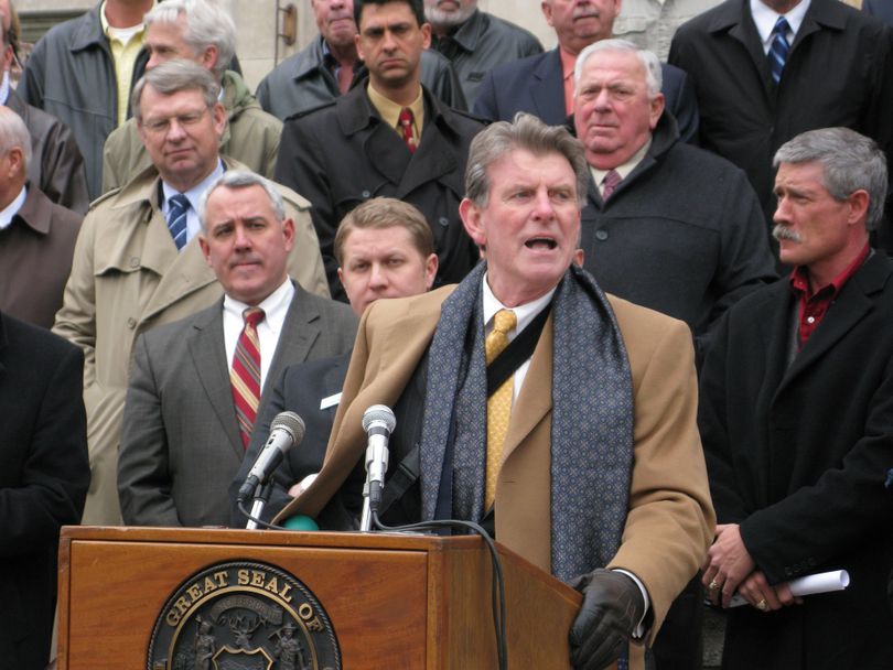 Idaho Gov. Butch Otter urges lawmakers to support his transportation plan, which calls for gas tax increases and car and truck registration fee hikes to improve the state's roads in Boise, Idaho Tuesday February 10, 2009.  BETSY RUSSELL The Spokesman-Review (Betsy Russel / The Spokesman-Review)