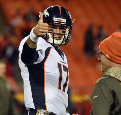 In this Oct. 30, 2017, file photo, Denver Broncos quarterback Brock Osweiler (17) gives a thumbs up before an NFL football game against the Kansas City Chiefs, in Kansas City, Mo. Two people familiar with the decision tell The Associated Press that Brock Osweiler has supplanted Trevor Siemian as the Denver Broncos' starting quarterback. Speaking on condition of anonymity because the team hasn't publicly announced the switch, both people confirmed coach Vance Joseph informed his players of the QB switch at a team meeting Wednesday morning, Nov. 1, 2017. (Ed Zurga / Associated Press)