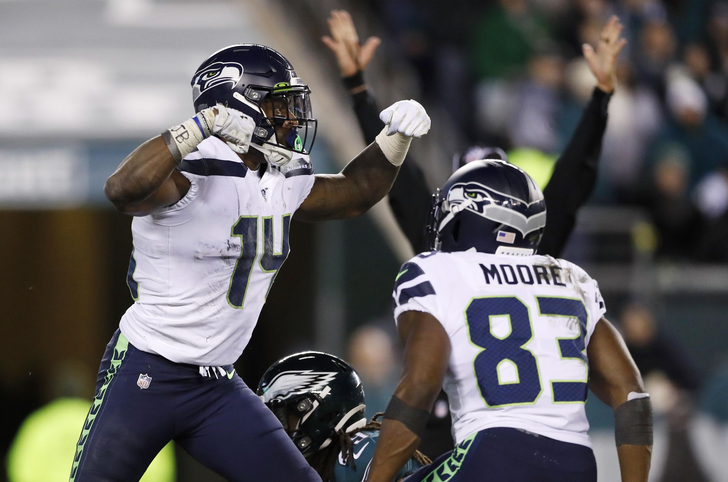 Metcalf, Wilson lead Seattle Seahawks over Philadelphia Eagles 23-17