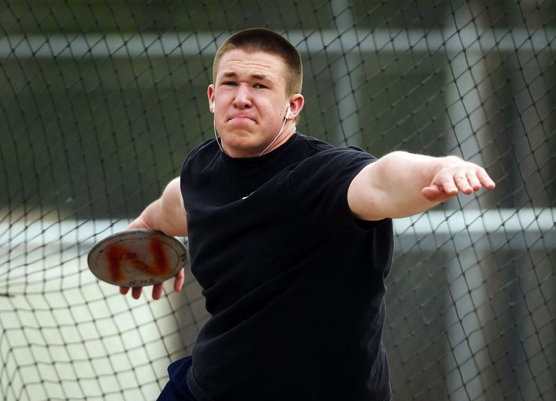 Newport’s Aaron Castle won the State 1A title last year in the shot put, setting a state record, and finished second in the discus. (Colin Mulvany)