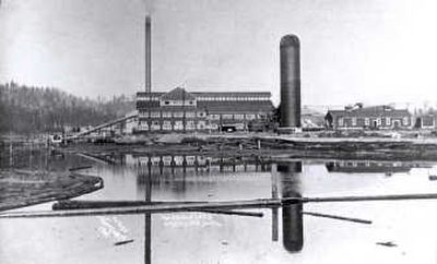 
Taken from the sorting gap, the main Panhandle Mill around 1910. Courtesy of Merle W. Spencer
 (Courtesy of Merle W. Spencer / The Spokesman-Review)