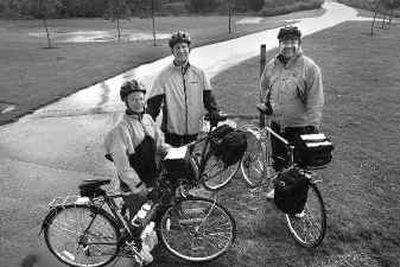 Neil Kempen, left, Ed Drouin, center, and Tim Williams plan to leave June 16 on a bicycle trip from Spokane to New York. Neil Kempen, left, Ed Drouin, center, and Tim Williams plan to leave June 16 on a bicycle trip from Spokane to New York.
(Dan Pelle/Dan Pelle/ / The Spokesman-Review)