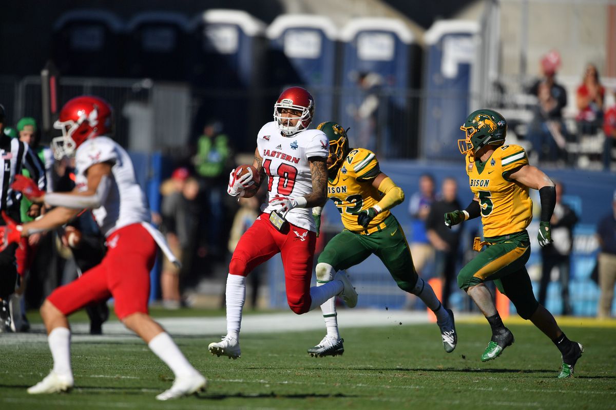 Eastern Washington’s Talolo Limu-Jones tries to outrun North Dakota State defenders during the FCS Championship on Jan. 5, 2019, at Toyota Stadium in Frisco, Texas. NDSU won 38-24.  (TYLER TJOMSLAND)