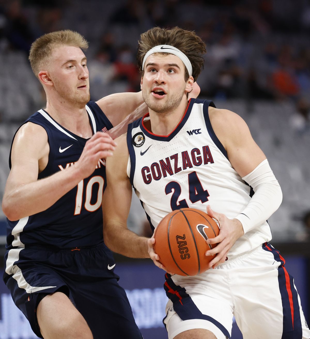 Gonzaga’s Corey Kispert, who scored a career-high 32 points, drives to the basket Saturday against Virginia’s Sam Hauser.  (Courtesy of Gregg Ellman)