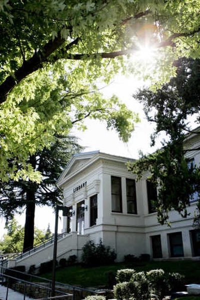 The library in Ashland, Ore., is closed. For years, privatization has been common among regional governments, but contracting with a private company to run a local library system is a relatively new phenomenon, one that's been gaining in popularity lately as communities look for ways to economize.Associated Press
(Associated Press / The Spokesman-Review)