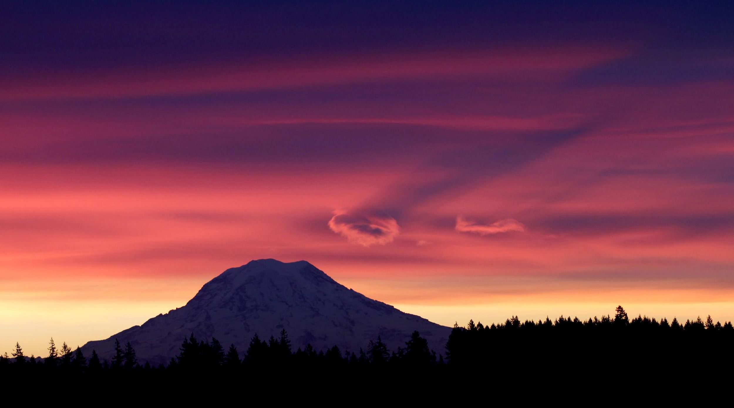 Wildfire near Mount Rainier National Park doubles in size | The ...