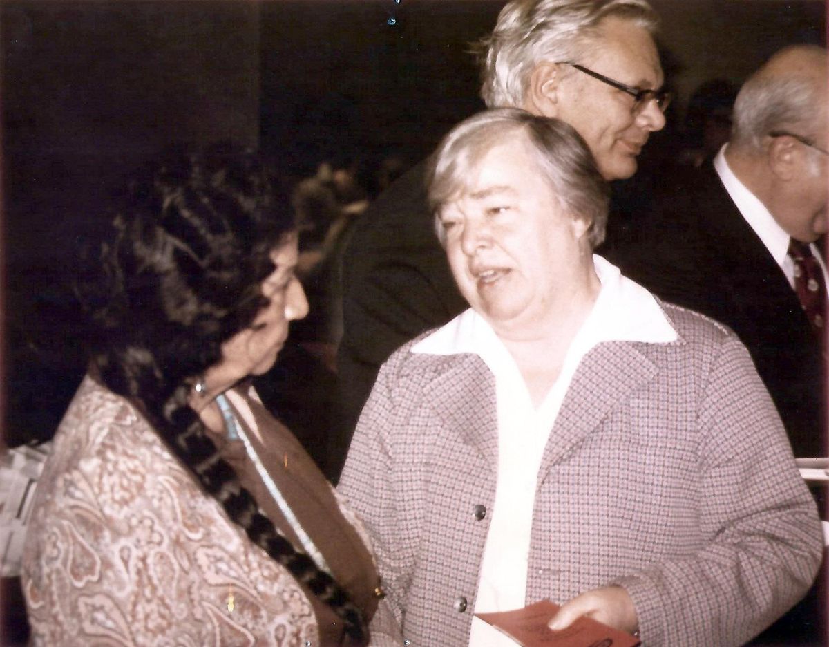 Lucy Covington, left, with former Washington Gov. Dixy Lee Ray.
