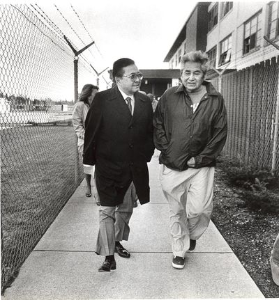 Sen. Daniel Inouye, D-Hawaii, and David SoHappy Sr., at Geiger Corrections Center on March 6, 1988 (Dan Pelle)