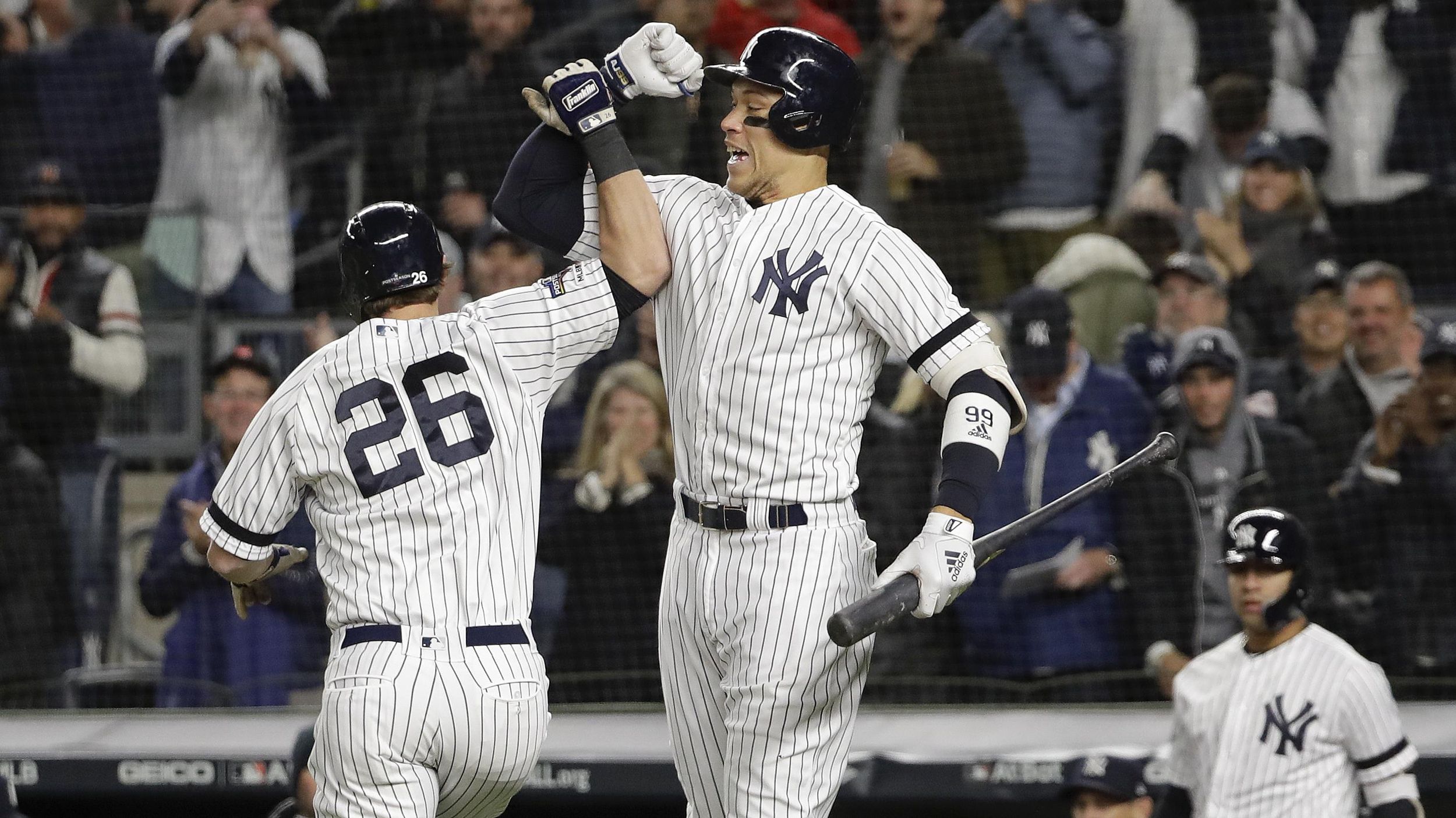 George Springer treats himself to birthday home run against Yankees! 