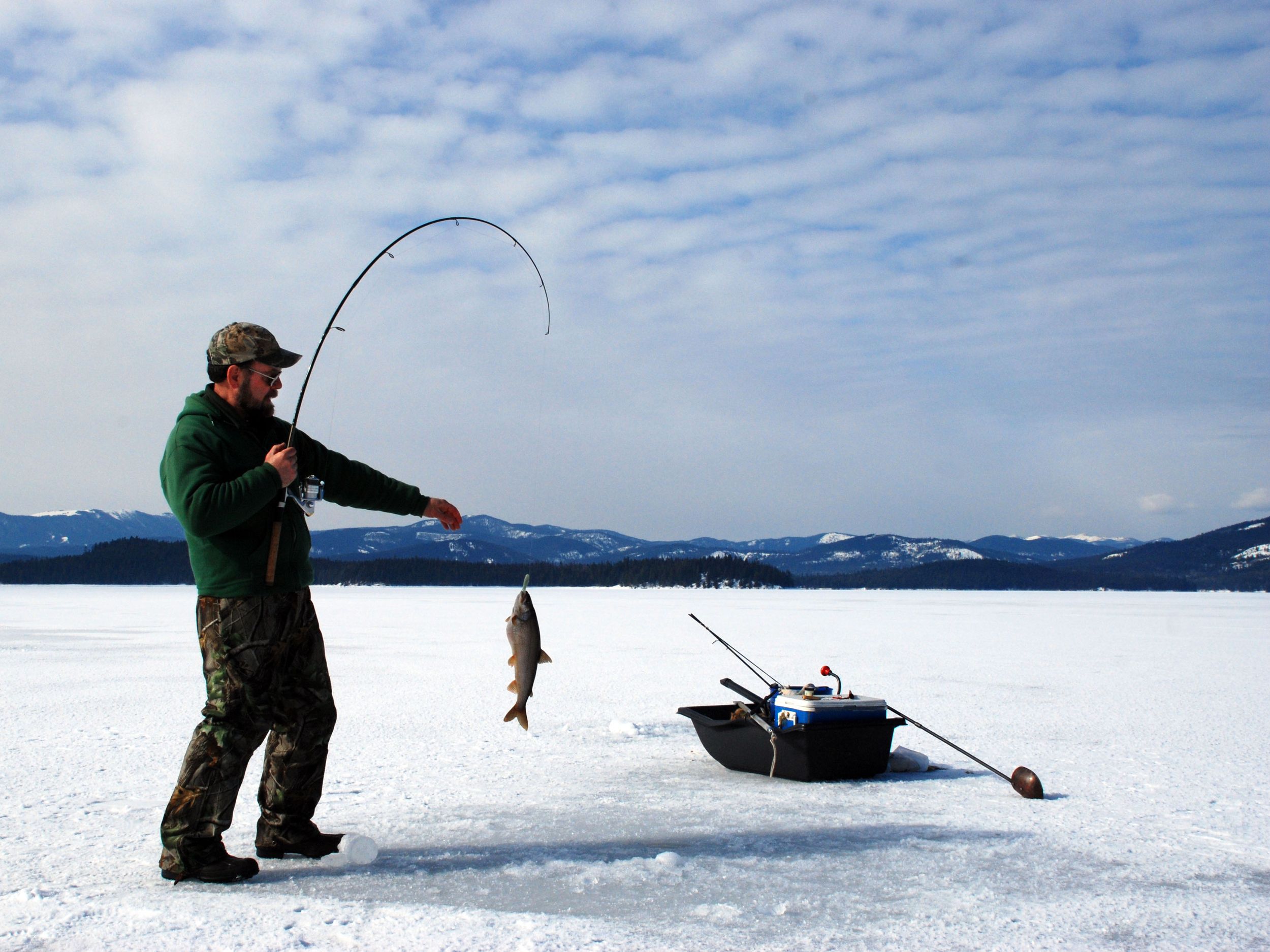 Ice fishing parameters vary