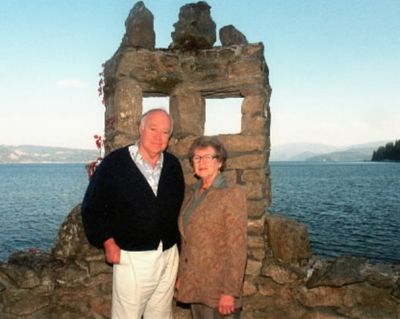 This 1997 SR file photo shows Harry Magnuson and his wife, Colleen at their home on Lake Coeur d'Alene. (Craig Buck / SR file photo)