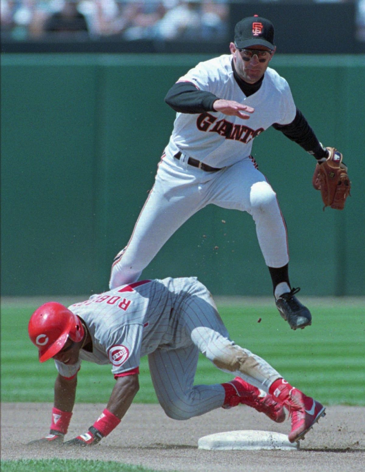 Robby Thompson was a Gold Glove winner and two-time All-Star at second base for Giants. (Associated Press)