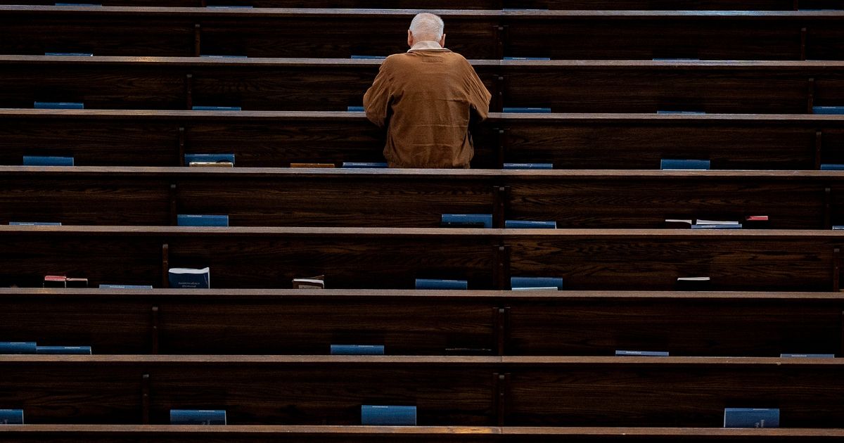 Breakaway Catholic sect in Kansas defies Vatican in serious test for Pope Leo