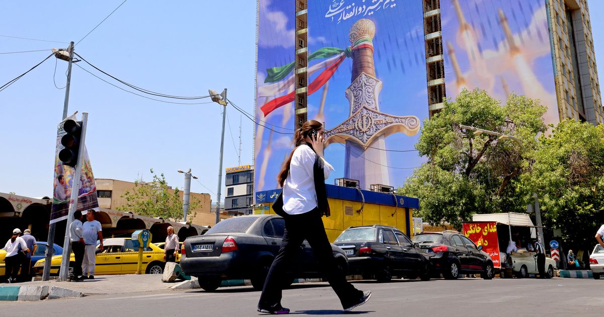 U.S. launches fresh wave of strikes against Iran, straining truce - Wed, 10 Jun 2026 PST