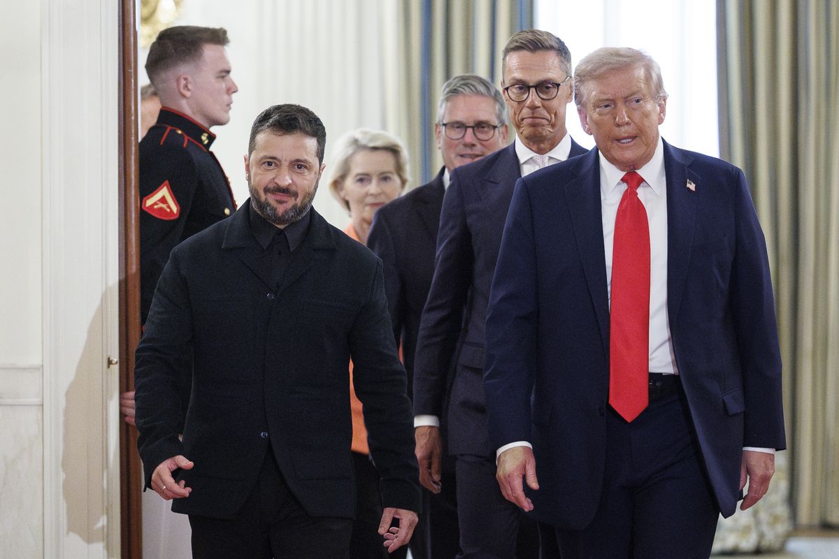 Ukrainian President Volodymyr Zelensky, left, with President Donald Trump and other leaders at the White House on Monday. (Tom Brenner/For the Washington Post)
