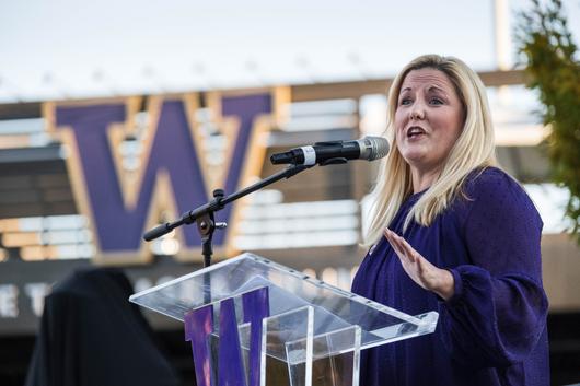 Commentary: Why departed AD Jen Cohen deserves an ovation for her time ...