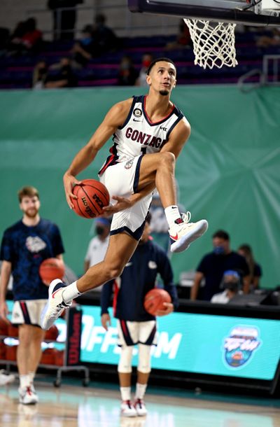 Gonzaga freshman guard Jalen Suggs goes between his legs for a dunk in warm-ups Thursday before the Bulldogs defeated Kansas 102-90 at the Fort Myers Tip-Off in Fort Myers, Fla.  (Chris Tilley/Fort Myers Tip-Off)