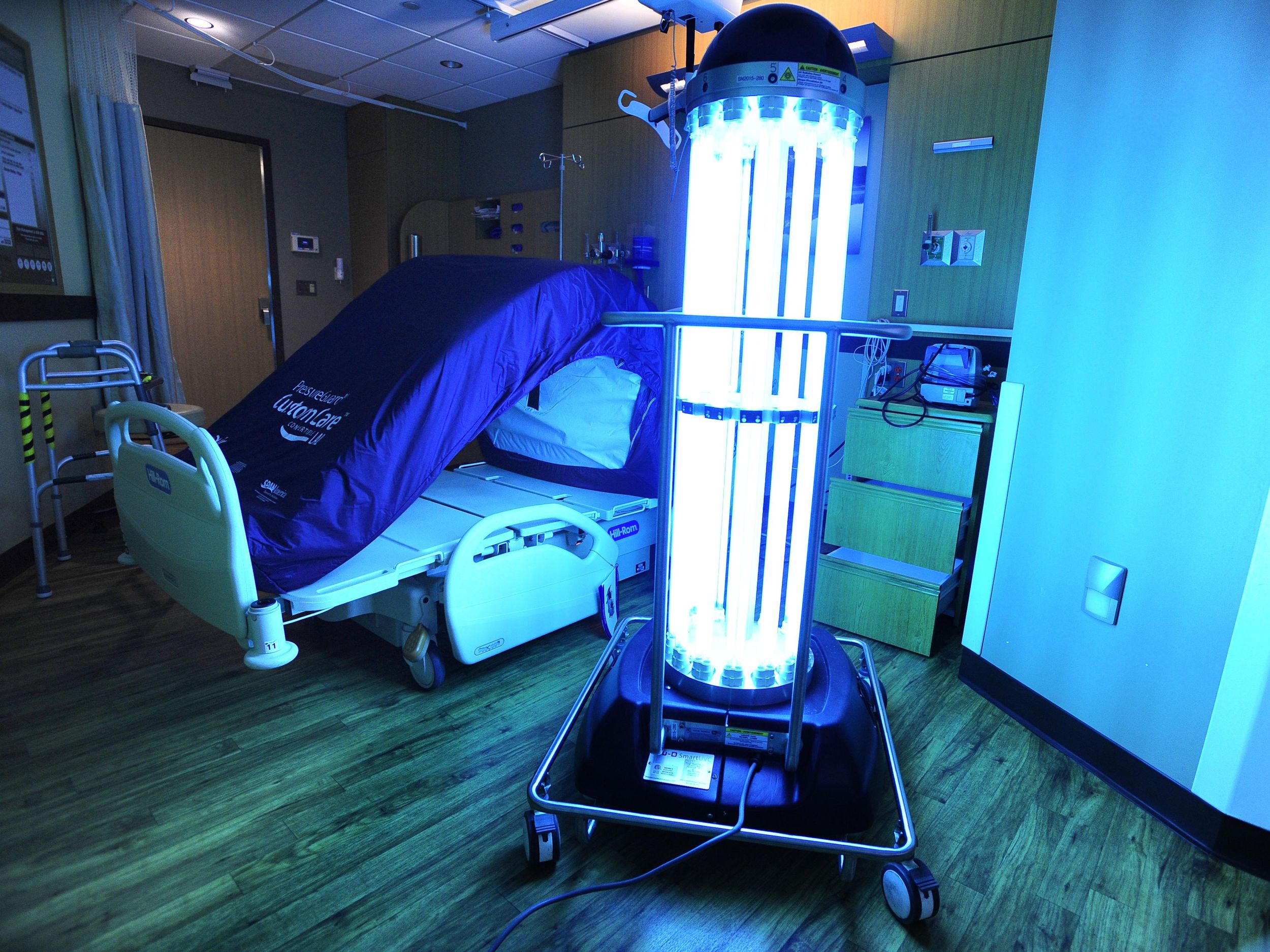 Bend hospital using ultraviolet light to kill germs | The Spokesman-Review