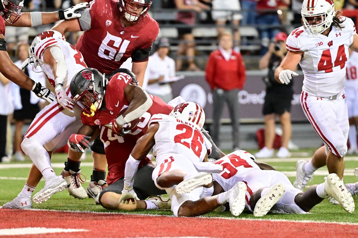 WSU Cougars hold on for statement win over No. 19 Wisconsin in Pullman, WSU  Sports