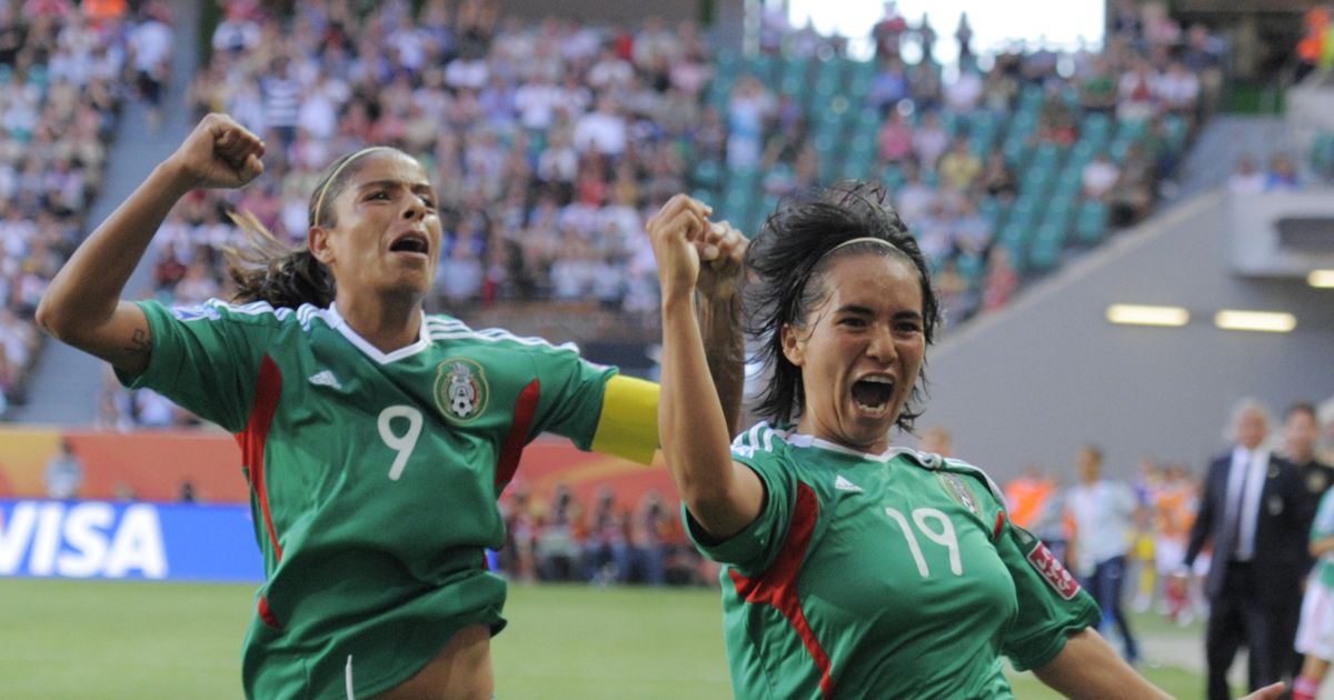 Monica Ocampo's 30-yard effort earns Mexico draw against England, Women's  World Cup 2011