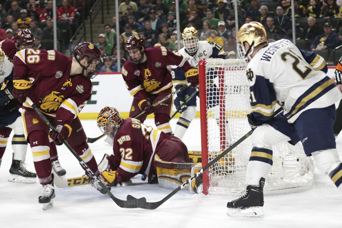 Minnesota Duluth Beats Notre Dame 2 1 For Ncaa Hockey Title The