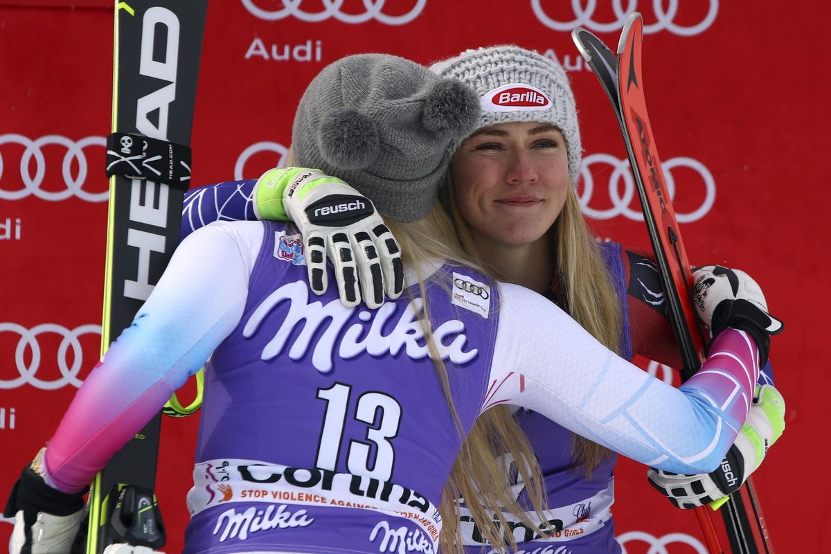 Separated in age by about a decade, Lindsey Vonn and Mikaela Shiffrin, facing, head to the Pyeongchang Olympics as the past, present and future of ski racing in the United States and around the world. (Alessandro Trovati / AP)