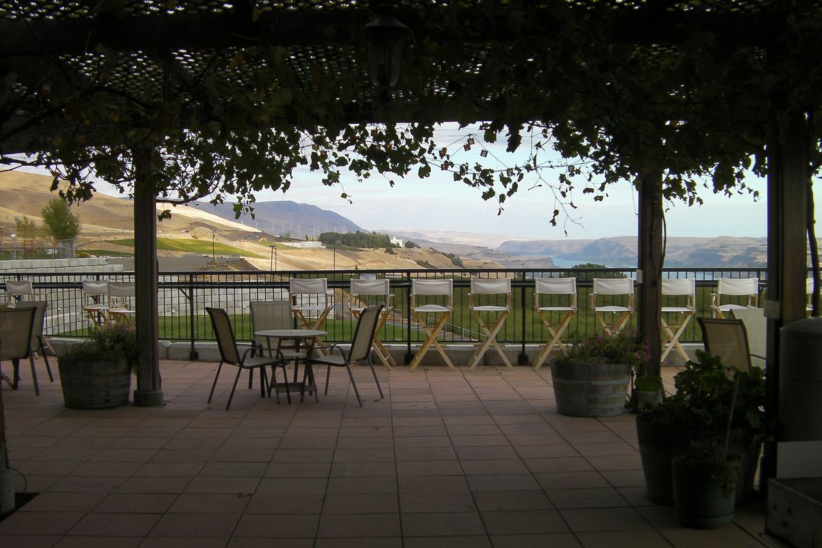 The views from Maryhill Winery’s tasting room and deck are stunning.
