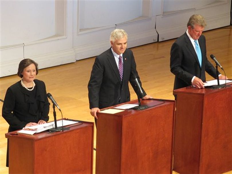 Candidates for Idaho governor Jana Kemp, left, Keith Allred, center, and Butch Otter, right, debate on Wednesday night in Caldwell (AP Photo / John Miller)