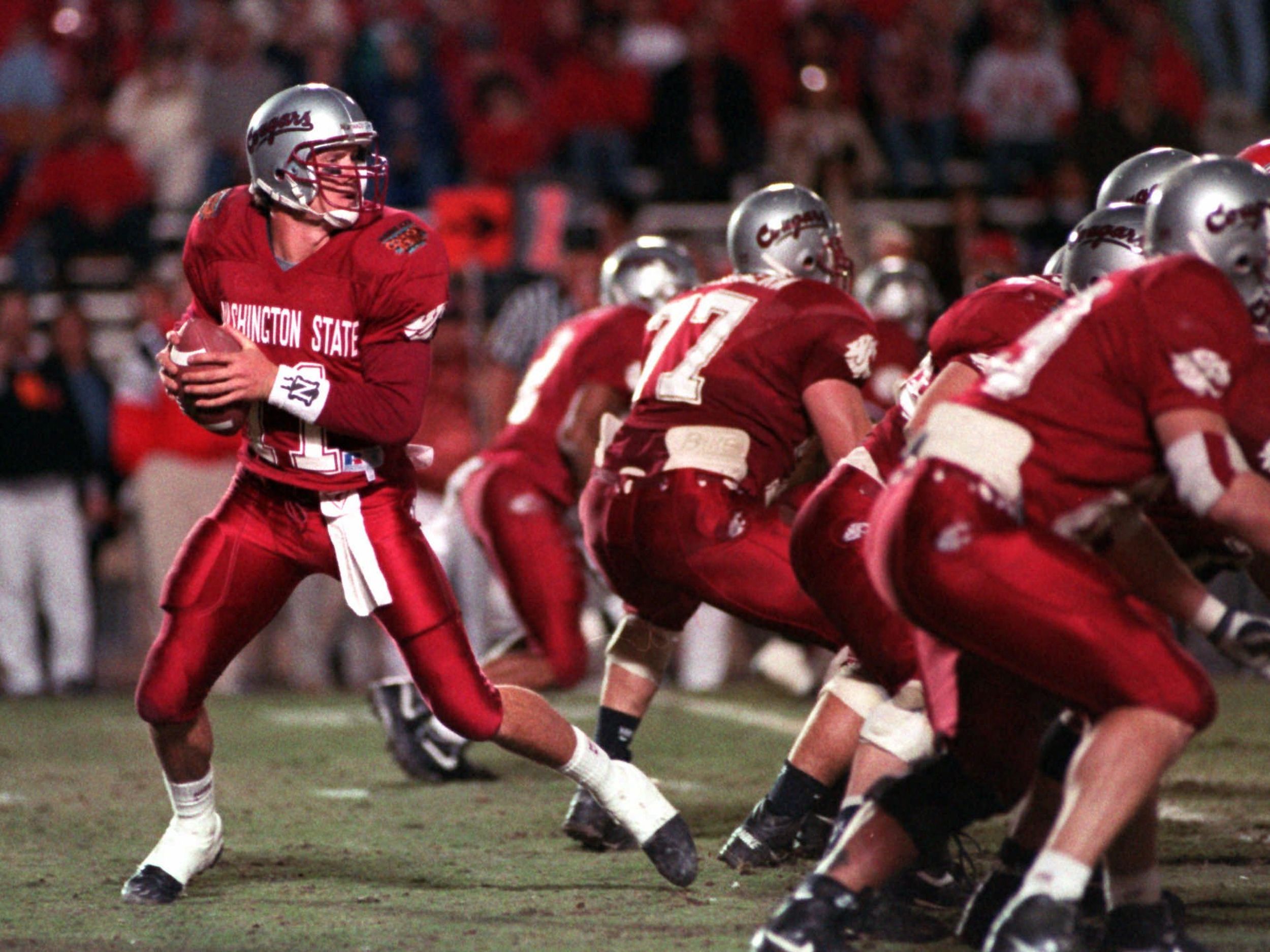 Legendary Washington State quarterback Drew Bledsoe inducted into Pac-12  Hall of Fame