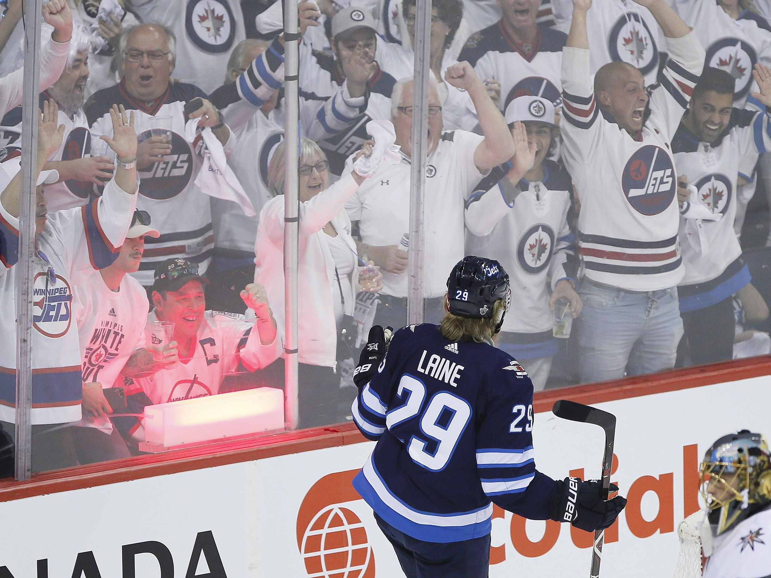 Scheifele, Hellebuyck lead Jets to 4-1 win over Rangers