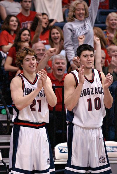 Dan Dickau, left, and Blake Stepp will be just two of several former Zags basketball stars to team up again to play in “The Basketball Tournament.” (File Associated Press)