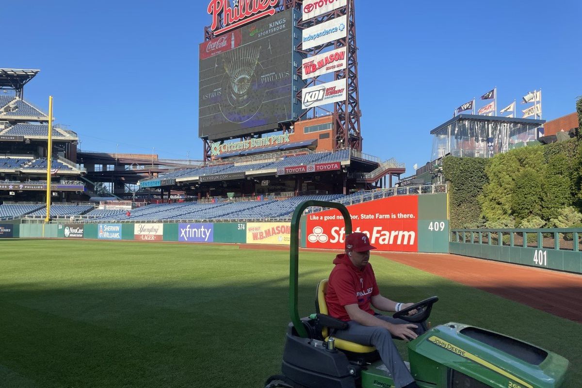 Where to Watch the 2023 Phillies Playoffs in Philadelphia — Visit