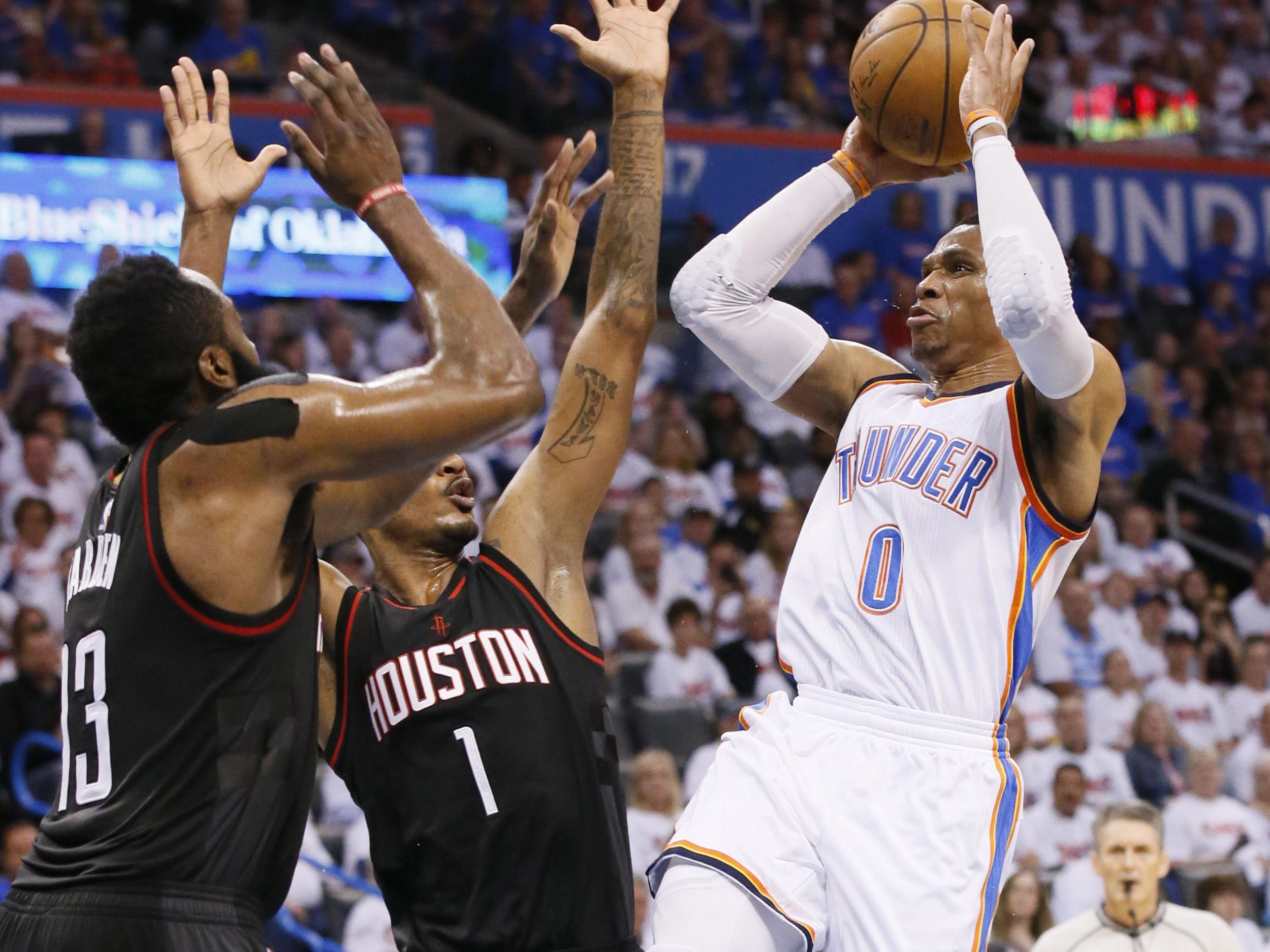NBA Capsules: Westbrook scores 30 as Thunder top Rockets