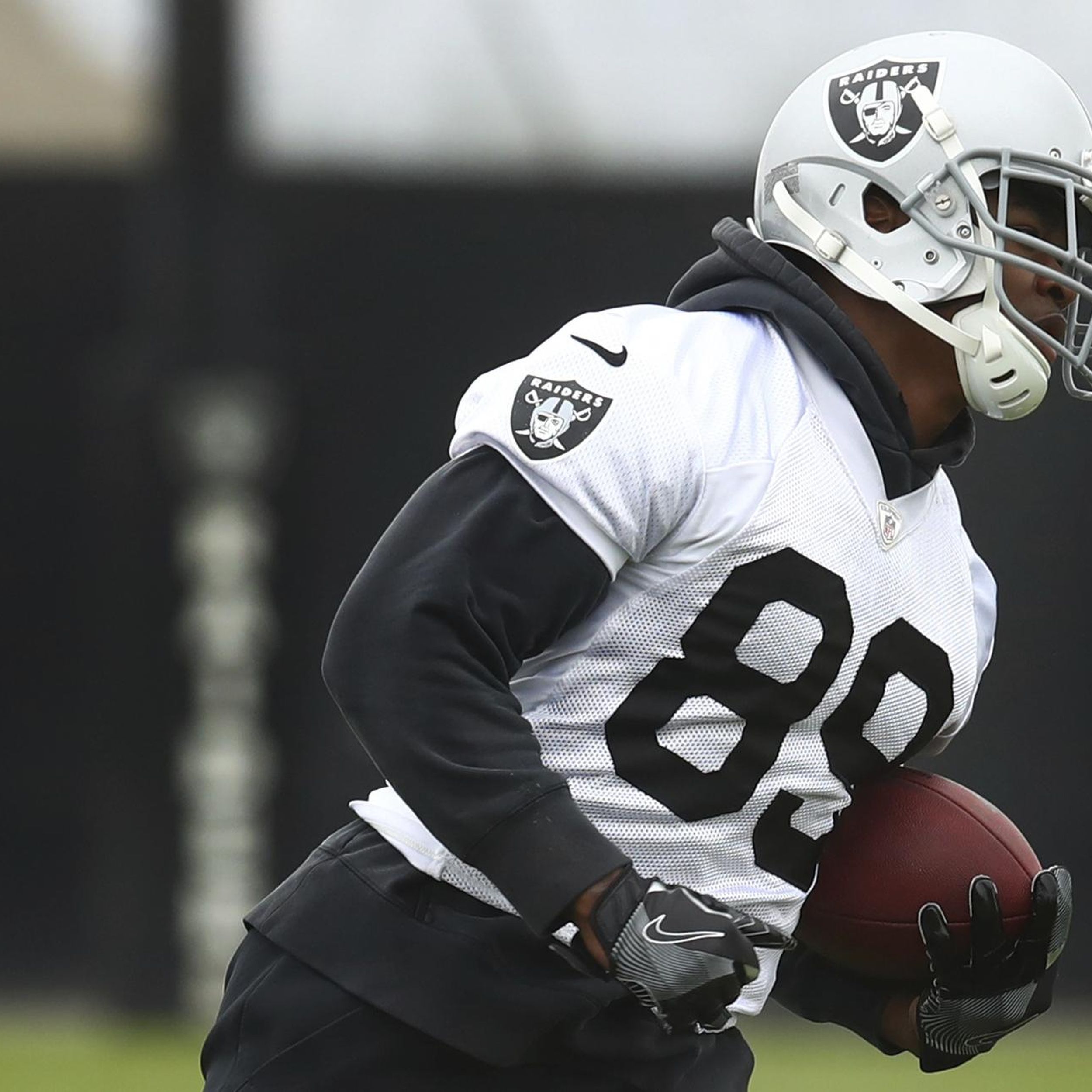 Raiders counting on rebound season from Amari Cooper