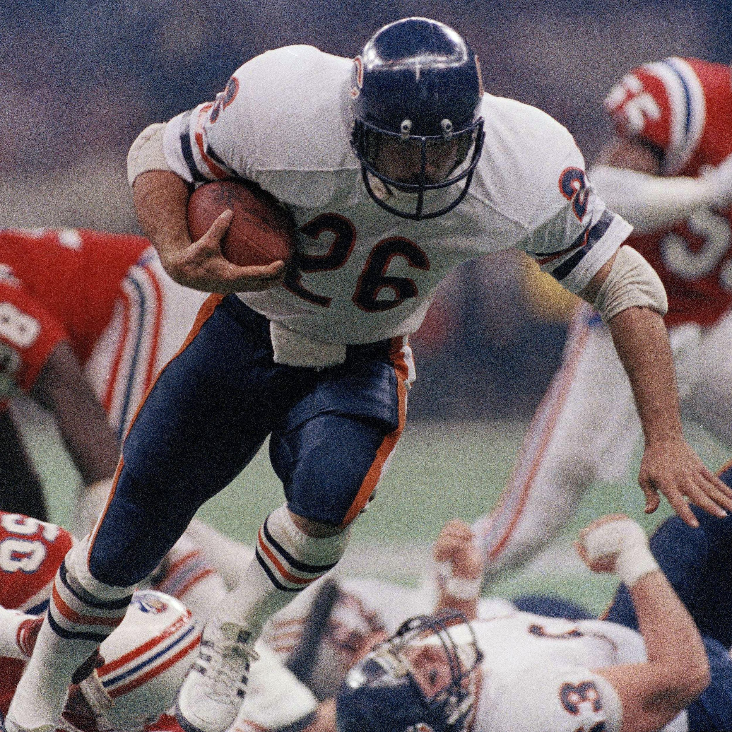 85 Chicago Bears Matt Suhey Photos & High Res Pictures - Getty Images