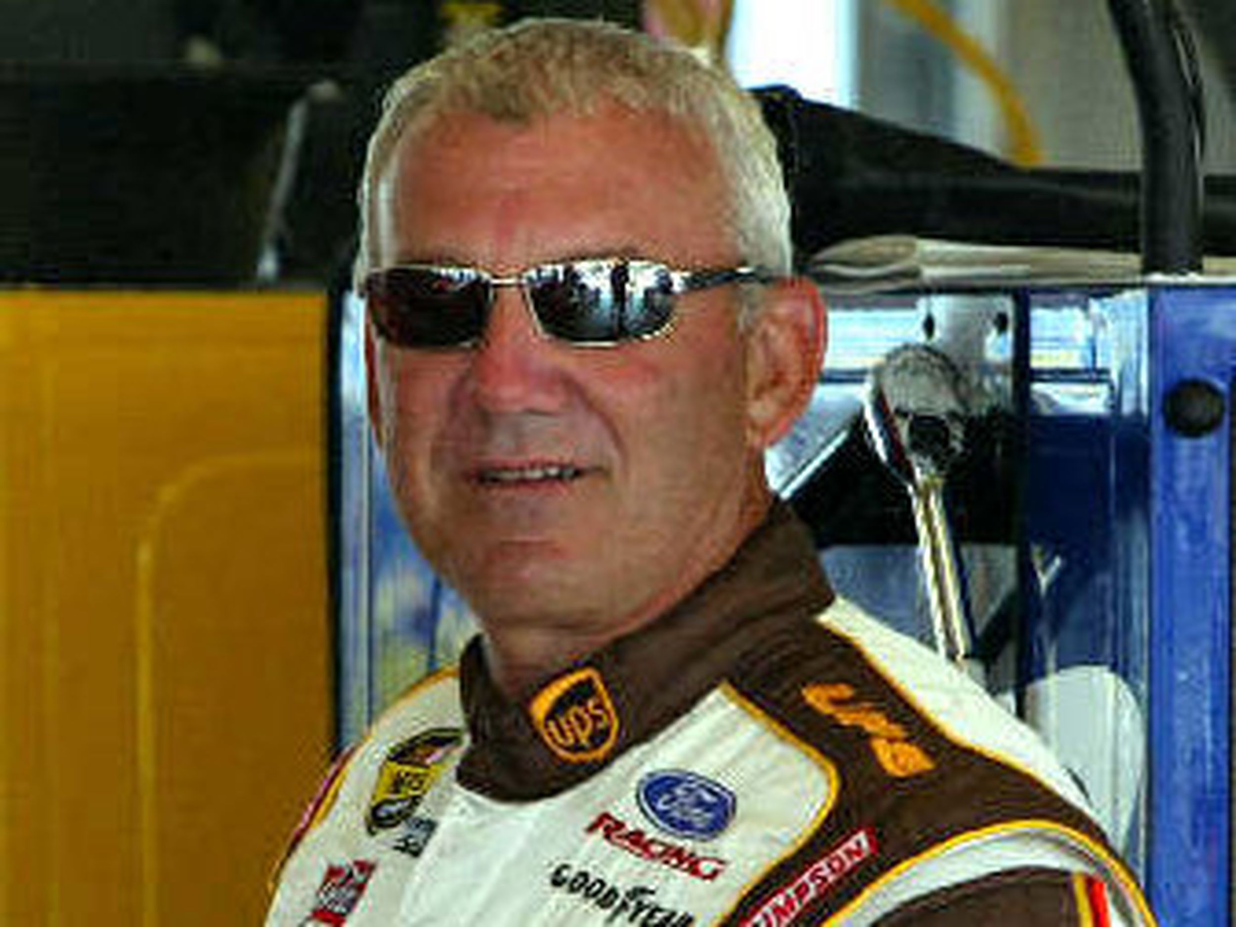 GMIK391○Jarrett Brothers / ジャレットブラザーズ DR Waltrip lands Jarrett, UPS for new team