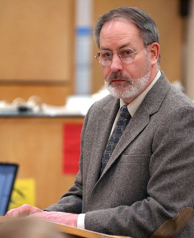 Serial killer Robert Yates speaks to a Pierce County Superior Court jury in 2002 in Tacoma. Yates’ execution has been put on hold by Gov. Jay Inslee’s moratorium on executions in the state. (Associated Press)