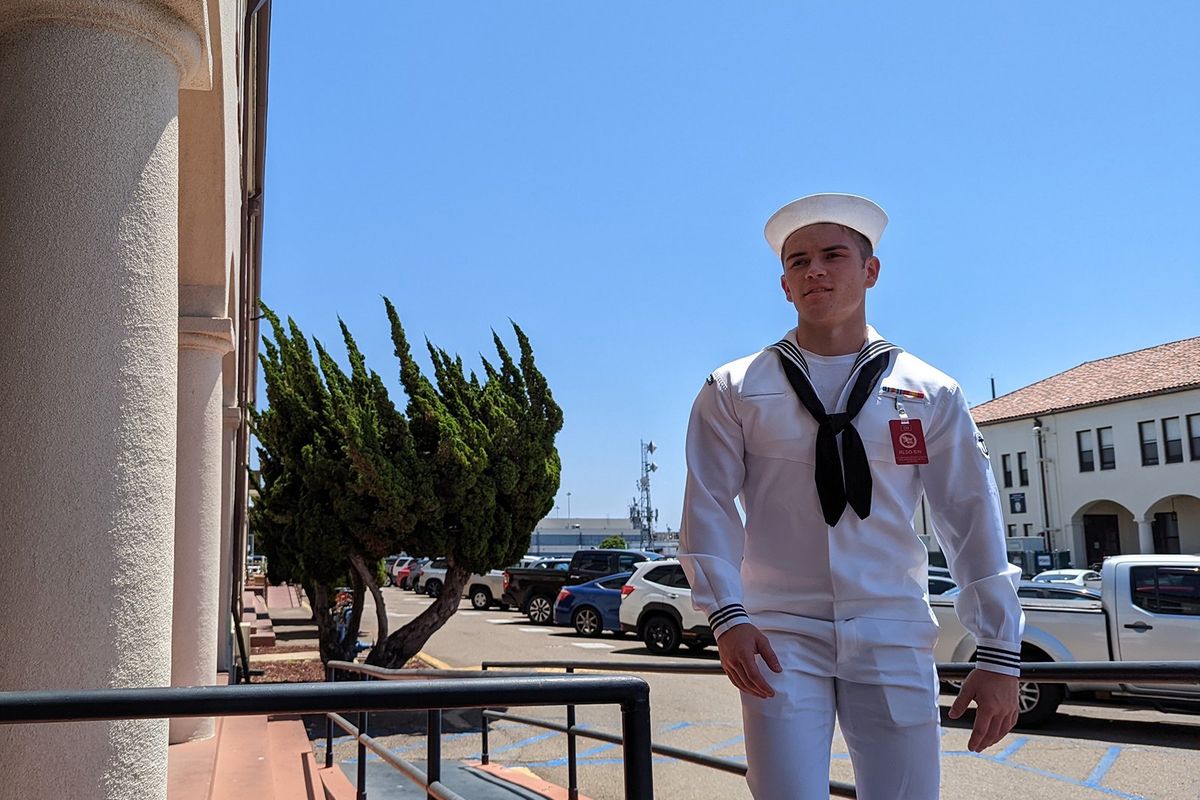 Seaman Recruit Ryan Mays, 21, approaches the Naval Base San Diego courthouse Aug. 17 for a hearing.  (Andrew Dyer/San Diego Union-Tribune/TNS)