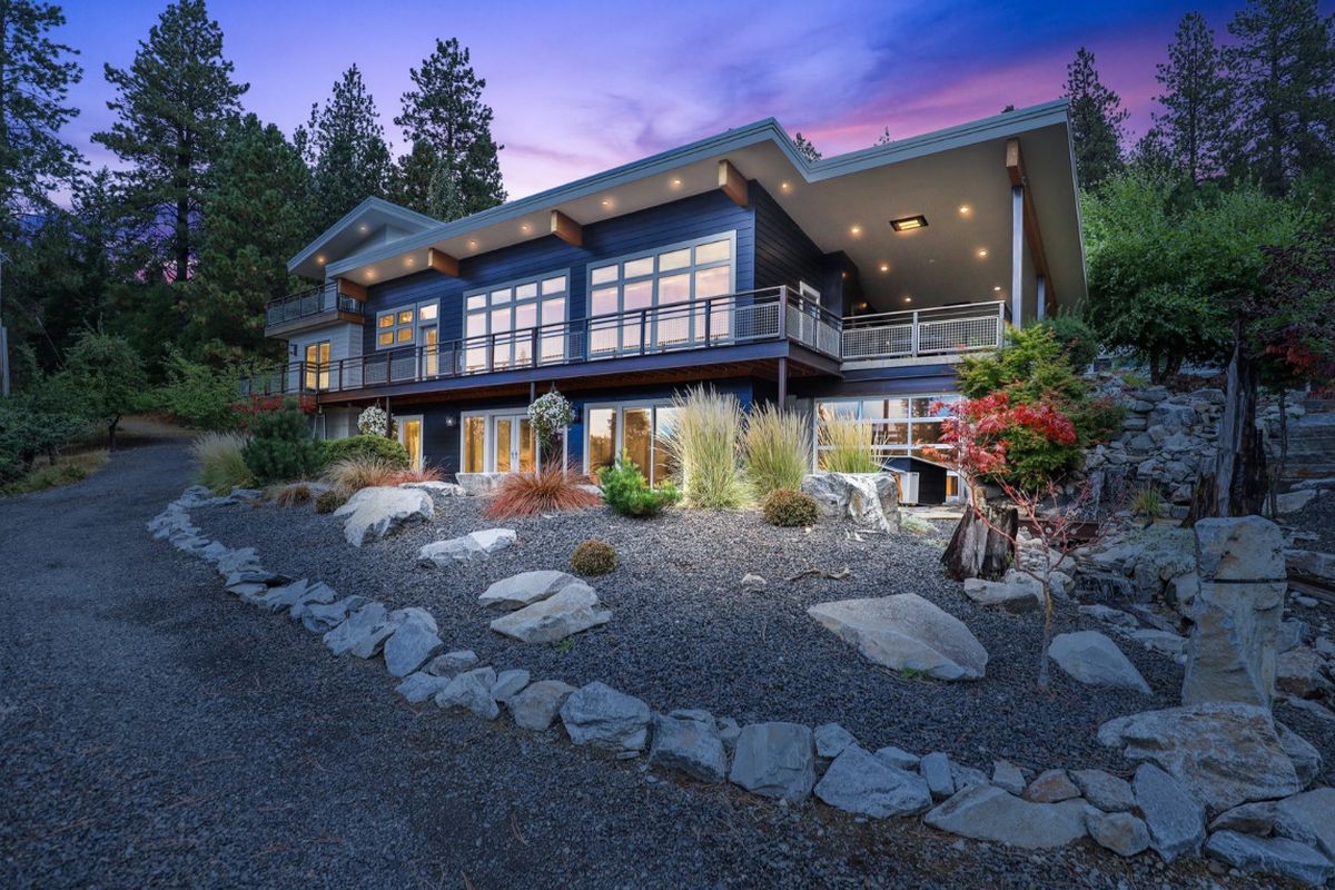 A Lake Coeur d’Alene luxury “modern-style mountain retreat” designed by the DIY Network was recently listed on the market for $4.5 million.  (Photo courtesy of Basel Media)